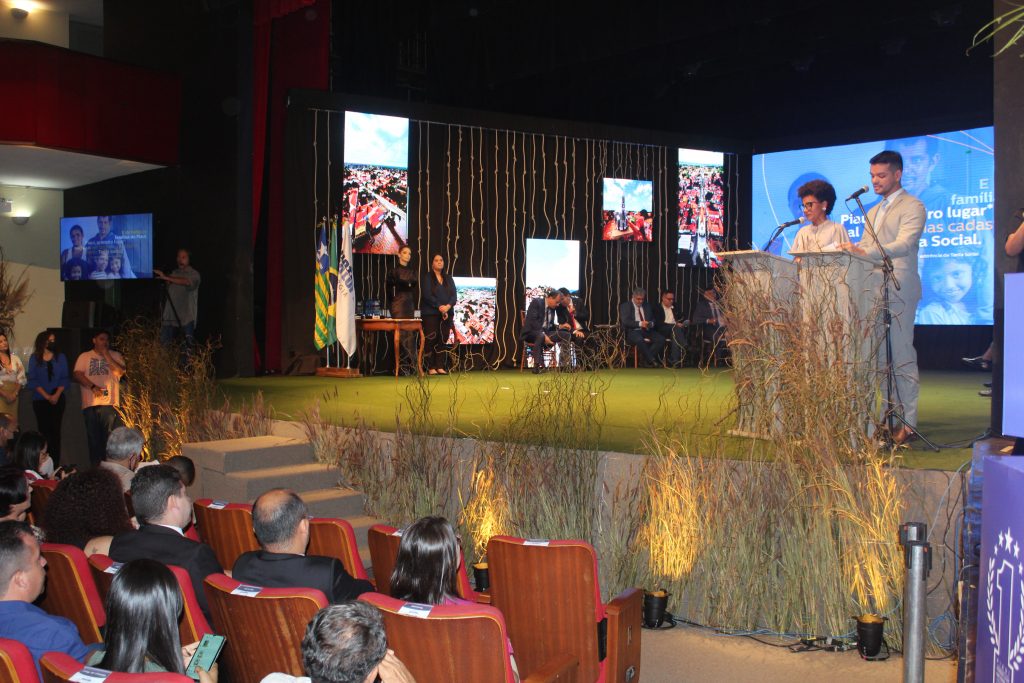 Teresina é campeã em cadastro de famílias no Tarifa Social de Energia Elétrica