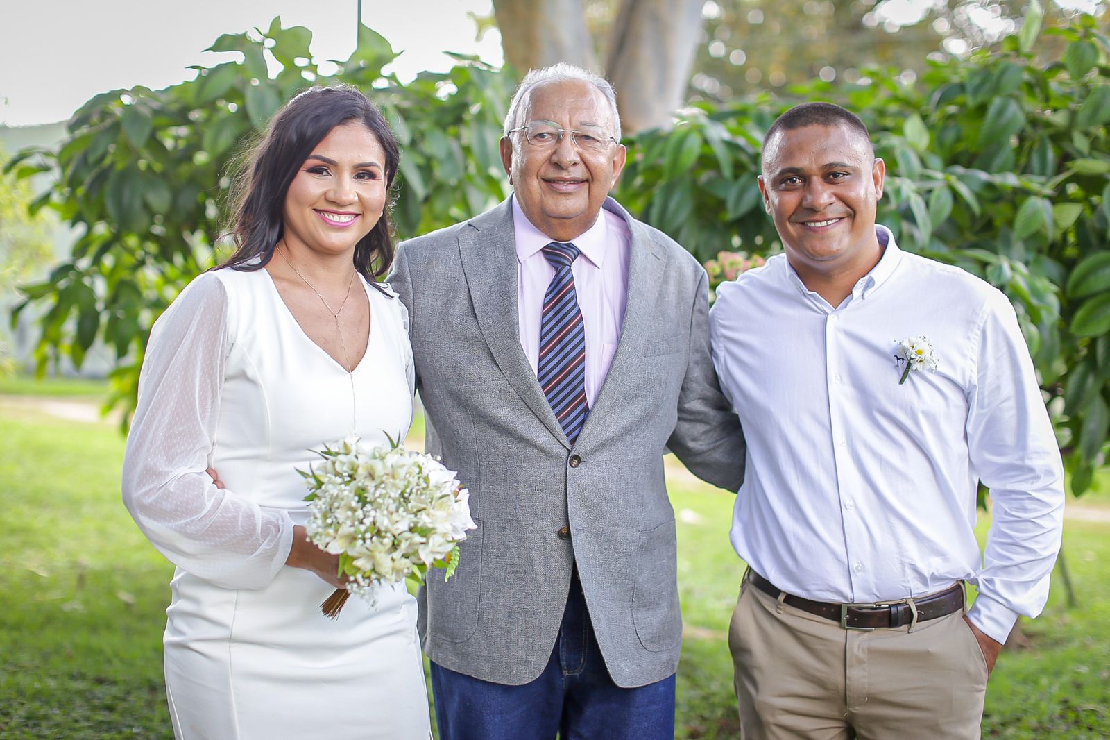 Dr. Pessoa participa de casamento coletivo promovido pela SEMCASPI no Parque da Cidadania